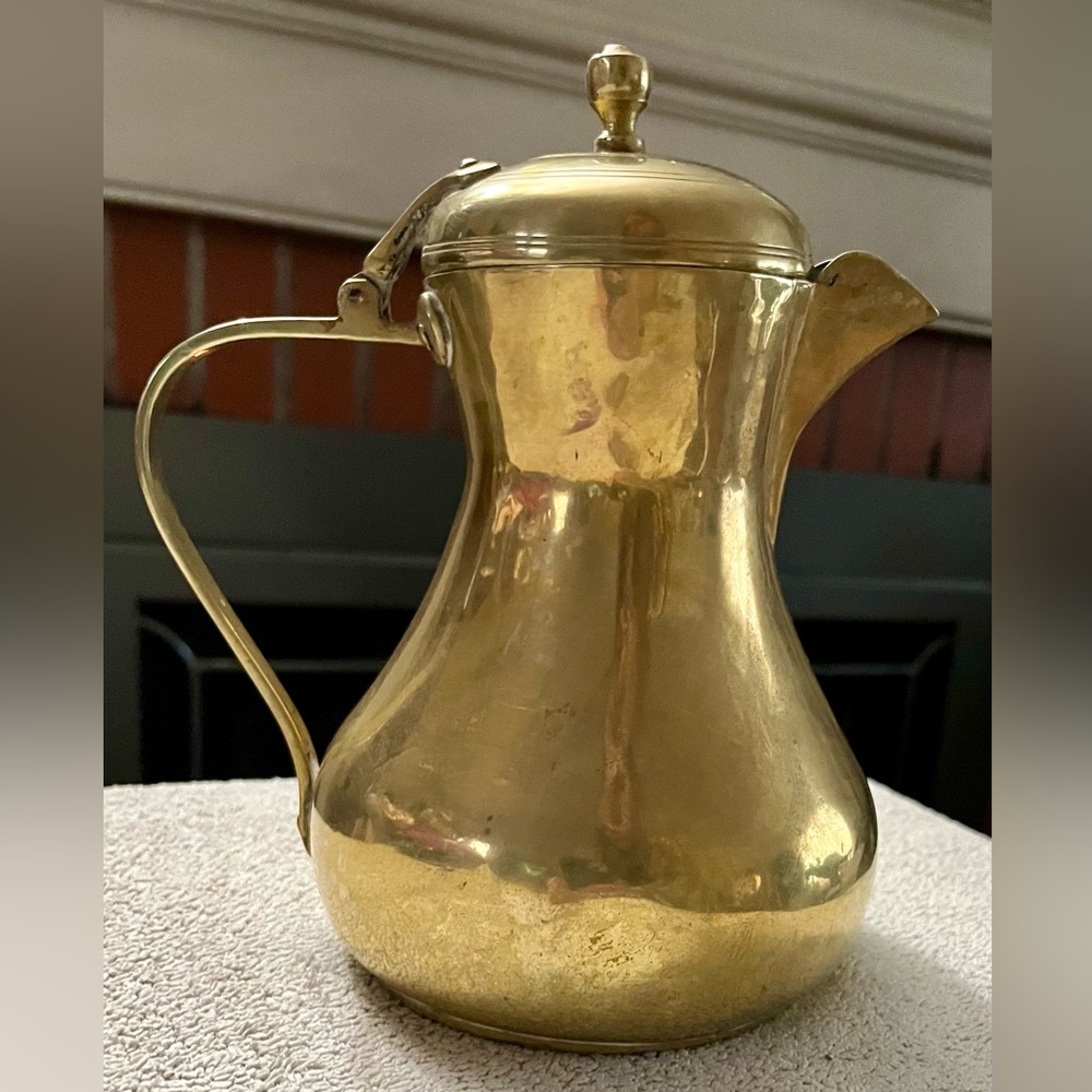 Vintage Solid Brass Lidded ‎ Coffee Carafe Jug  9”